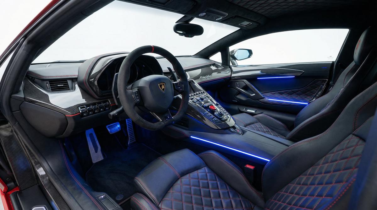 蜜桃传媒内饰改装视频